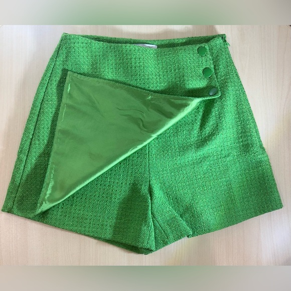 & Other Stories | Green Textured Women's Skort size 4 - Picture 2 of 4